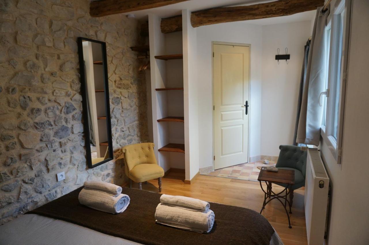 Malia - Chambres D'Hotes & Gite Barret-de-Lioure Luaran gambar