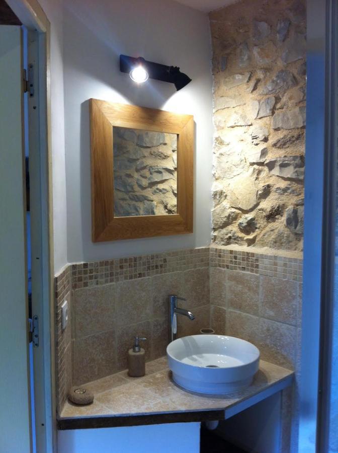 Malia - Chambres D'Hotes & Gite Barret-de-Lioure Luaran gambar